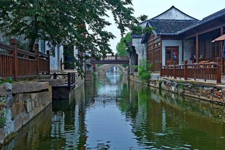 铁路春运客流平稳 武铁倾心打造文明相伴温馨出行路